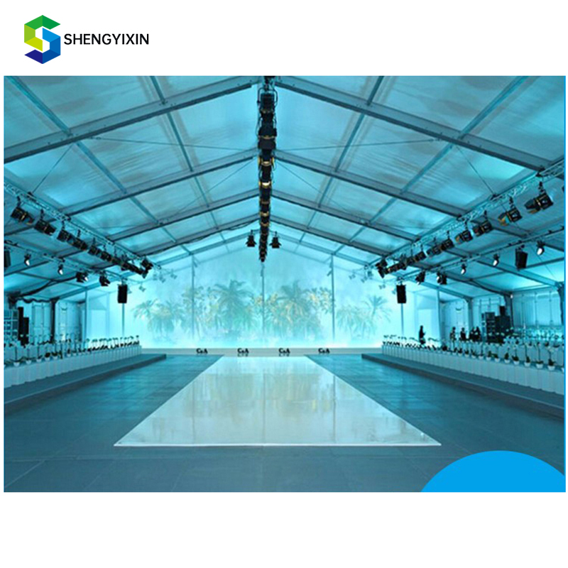 Grande Halle de Sport Intérieu - Outdoor Sports Hall avis et prix